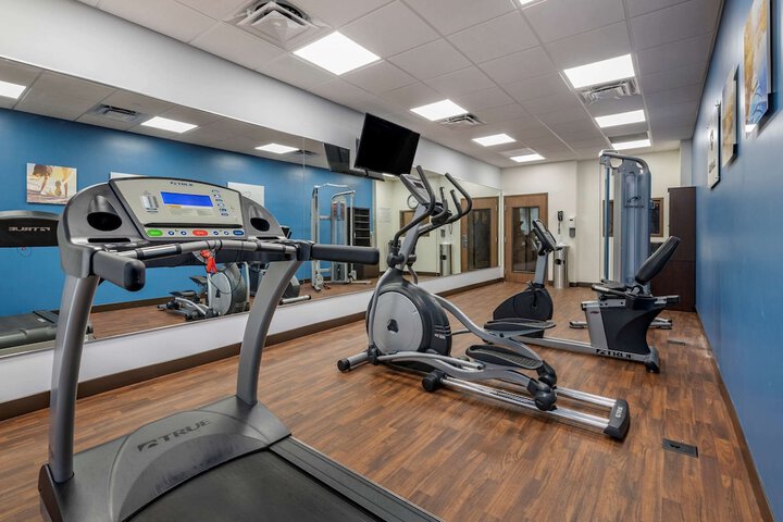 Comfort Suites Fort Lauderdale Airport & Cruise Port