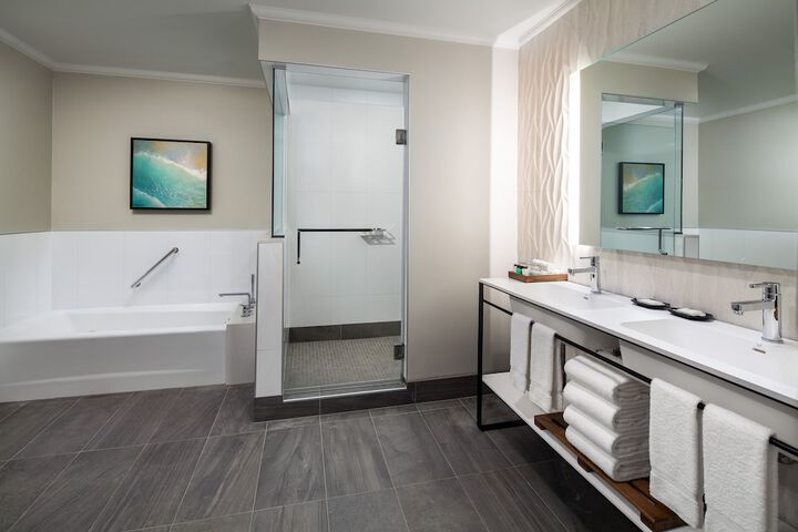 Room 103 of 284