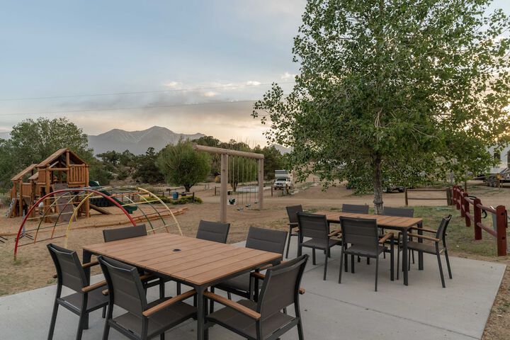 BV Overlook Camp & Lodging