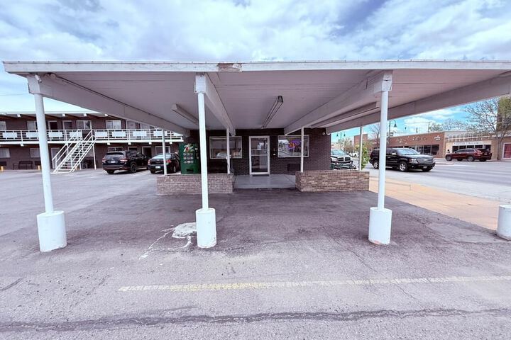 Tomahawk Motor Lodge Riverton US-26