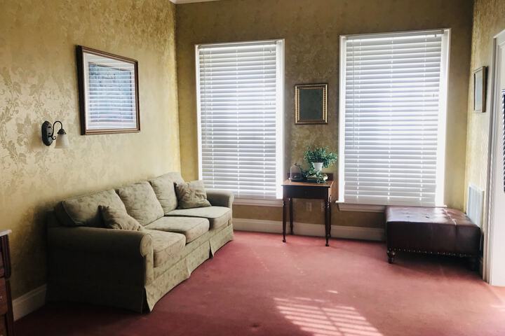 Room 56 of 61