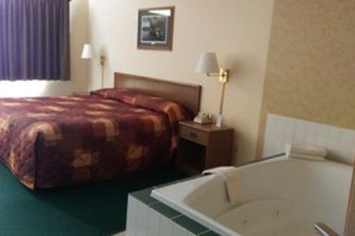 McQuoids Inn & Event Center