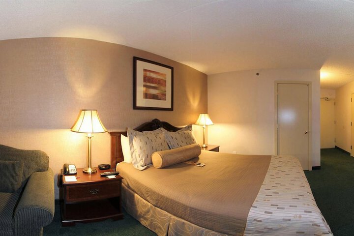 Clarion Hotel Philadelphia International Airport