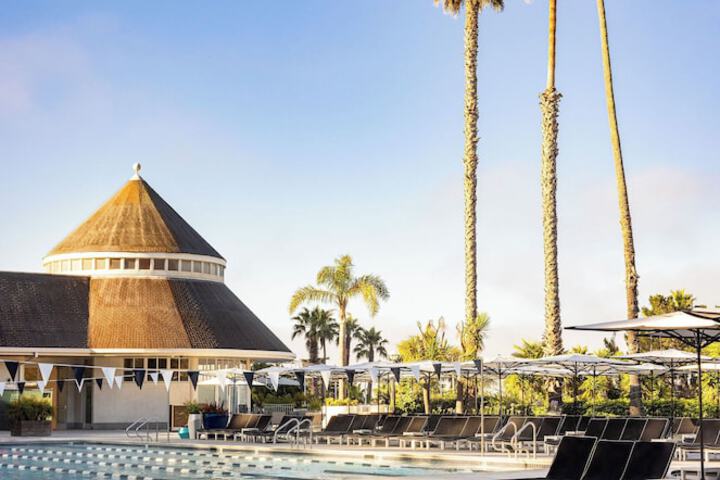 Claremont Resort & Club