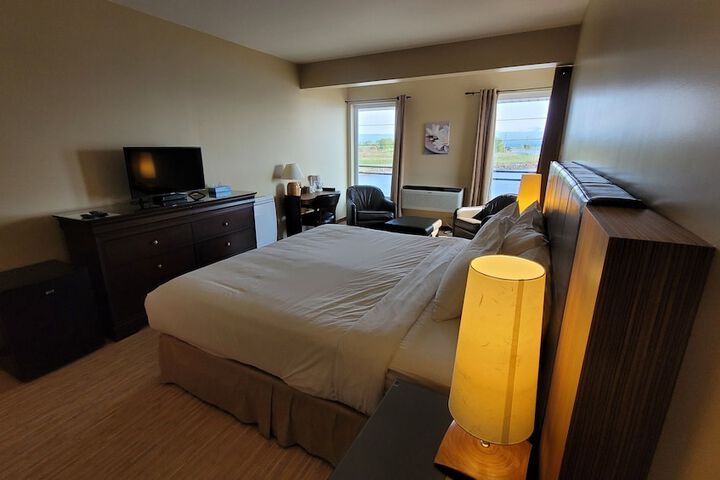 Room 70 of 87