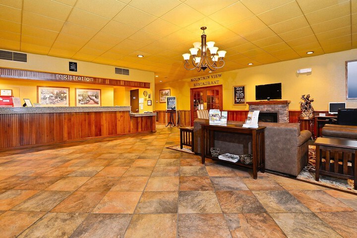 Hotel Interior 16 of 37