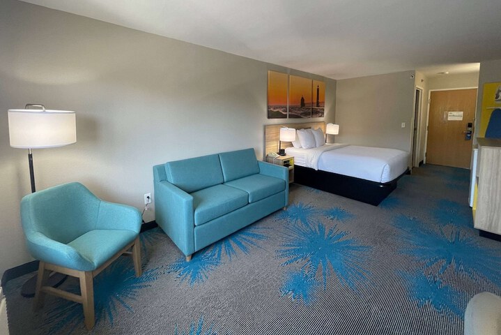 Room 21 of 56