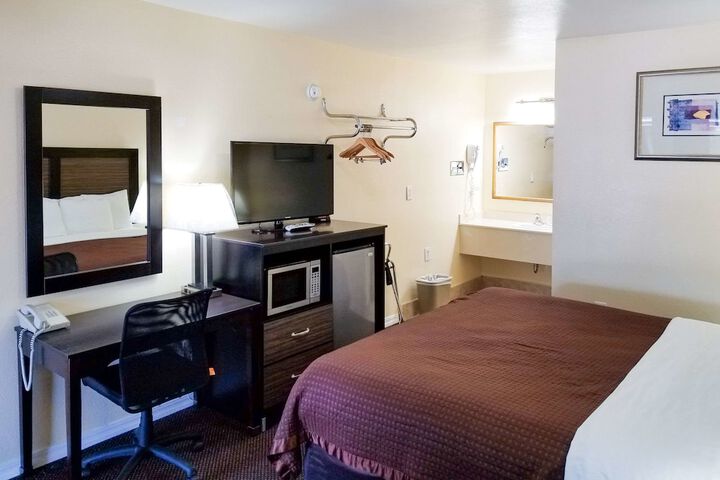 Room 62 of 78