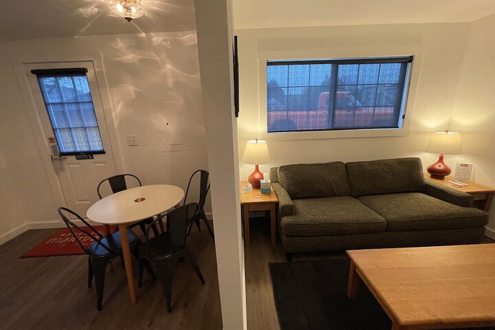 Room 49 of 63