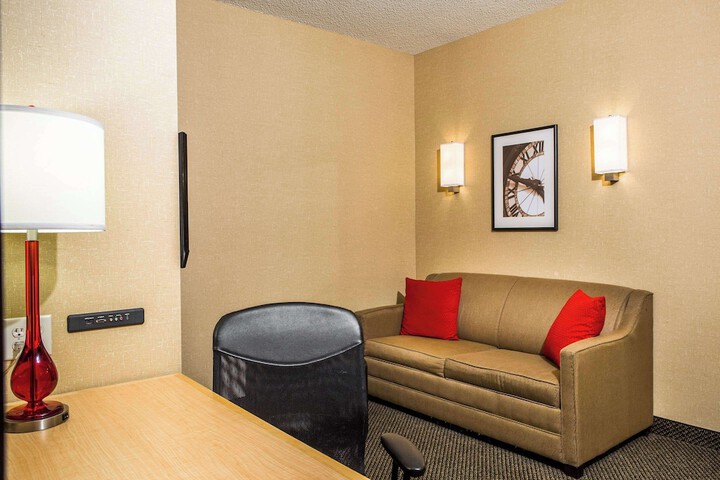 Room 14 of 37