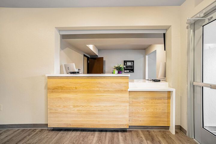 Hotel Interior 17 of 41