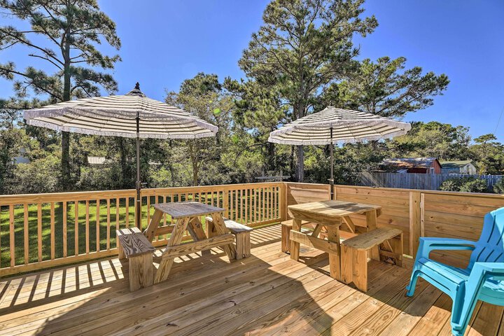 the Willowberry House With Deck & Grill!