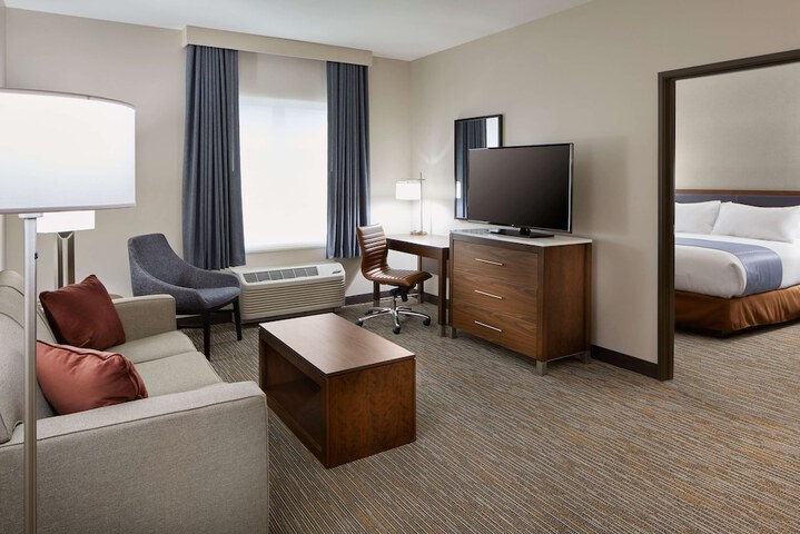 Wingate by Wyndham Hurricane WV