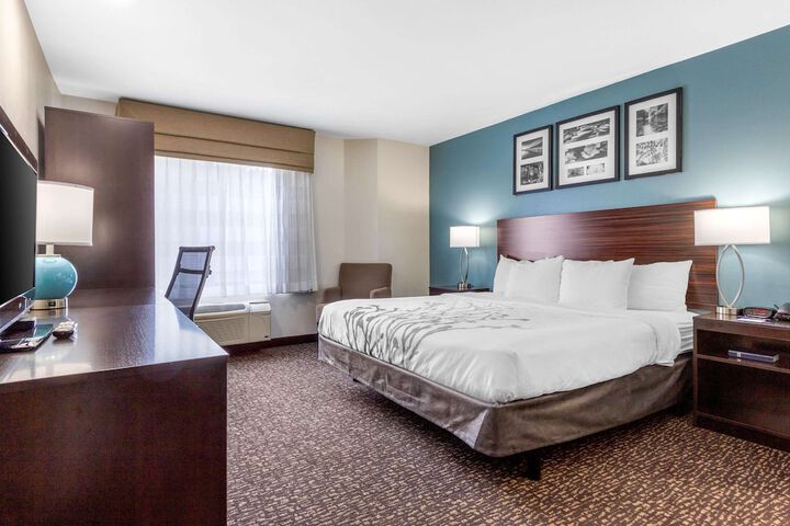 Room 35 of 46