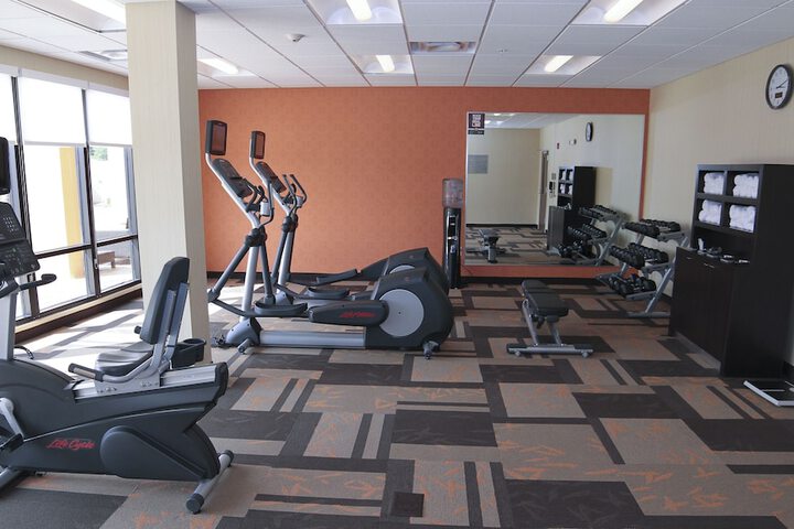 Courtyard by Marriott Jackson Airport / Pearl