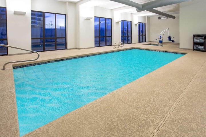 Pool 4 of 51
