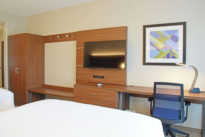 Holiday Inn Express & Suites Millington by IHG