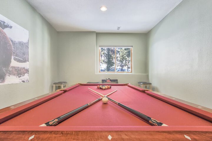 4bdhot Tubping Pong Pool Table, Gymmnt Retreat