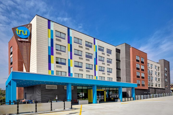 Hotel 4 of 37