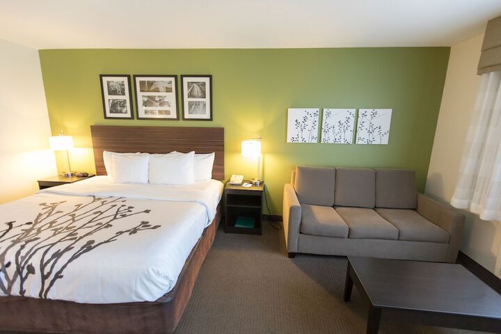 Sleep Inn & Suites Pleasant Hill - Des Moines