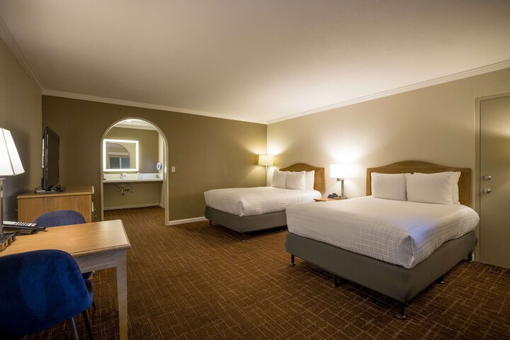 Room 14 of 18