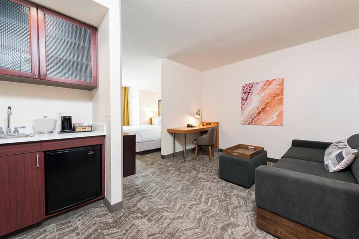 Room 16 of 26