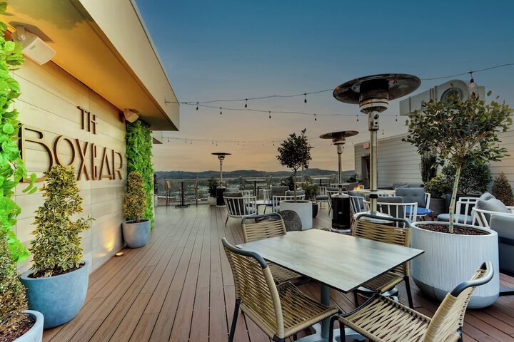 Threefoot Hotel Meridian, a Tribute Portfolio Hotel