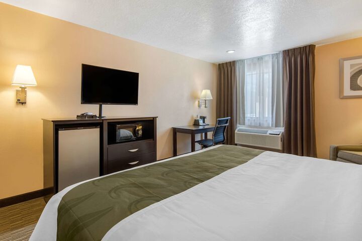 Room 21 of 36