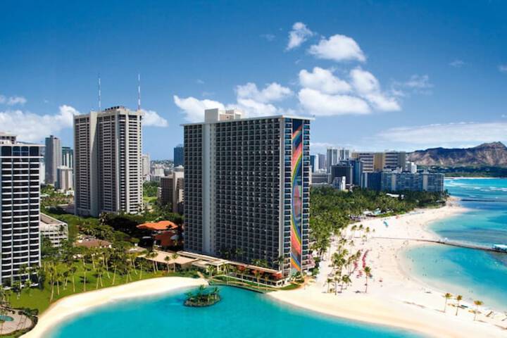 Hilton Hawaiian Village Waikiki Beach Resort