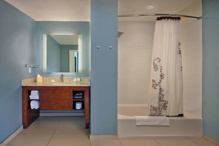 Room 30 of 42