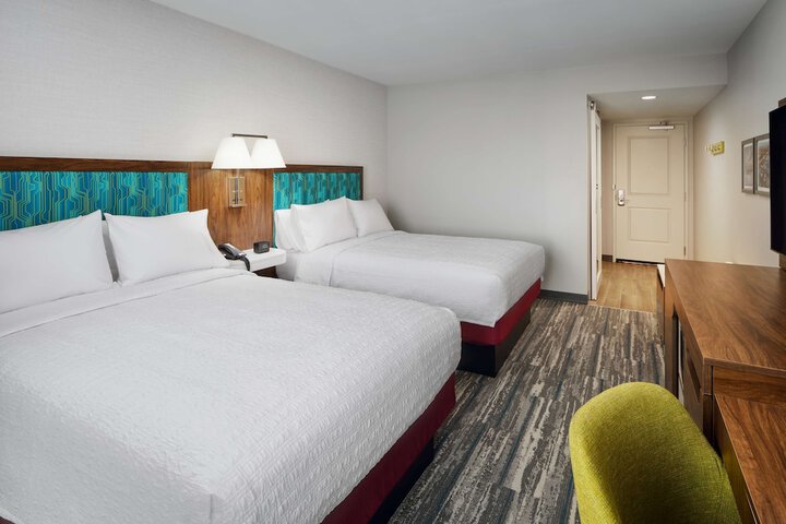 Room 32 of 45