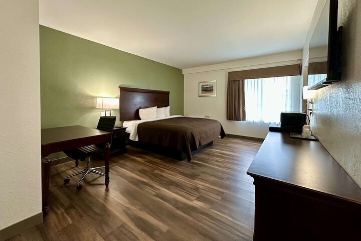 Room 29 of 36