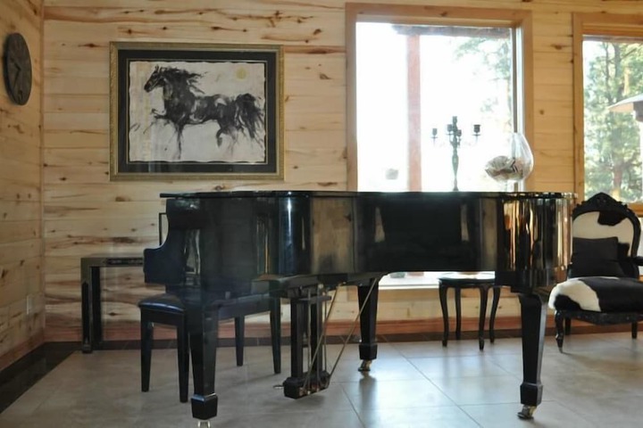 Elktrace Bed & Breakfast