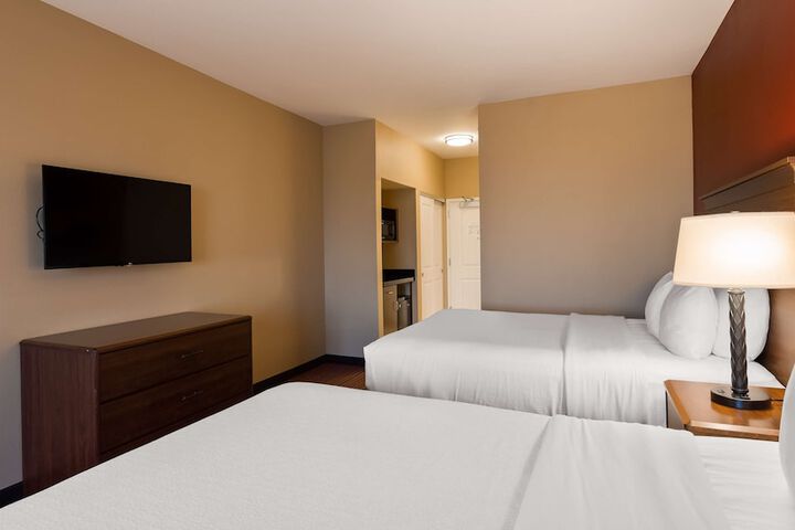 Room 16 of 48