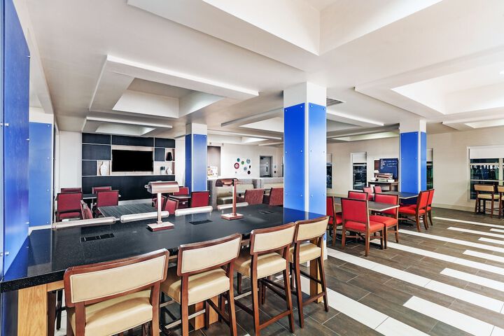 Holiday Inn Express & Suites Shreveport South Park Plaza by IHG