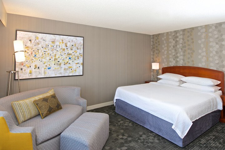 Room 31 of 60