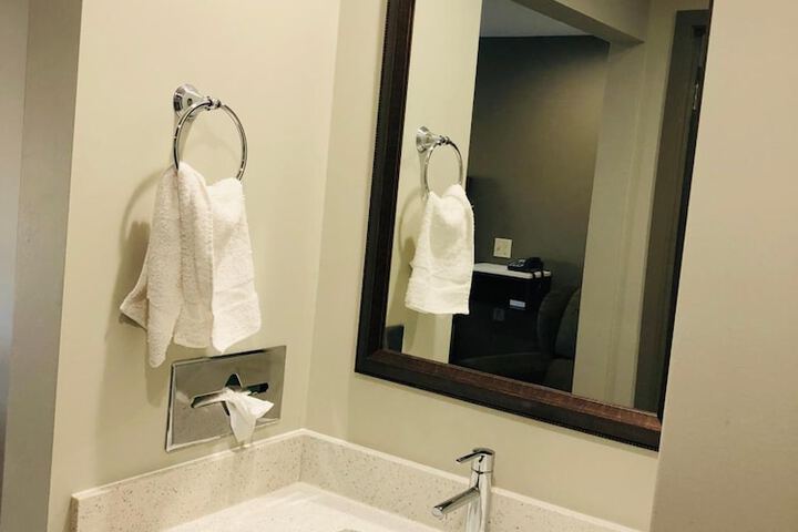 Room 18 of 45