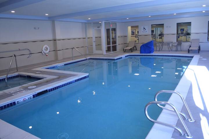 Holiday Inn Express & Suites Golden - Denver Area by IHG
