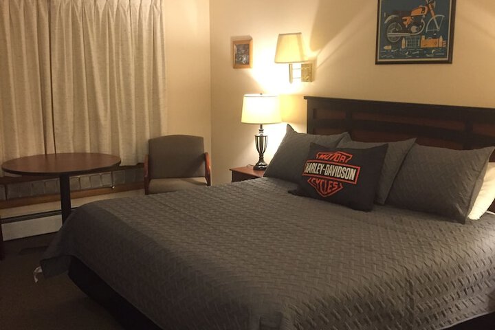 Room 35 of 40