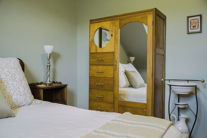 Room 54 of 67