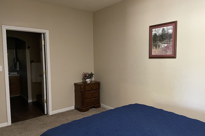 Room 25 of 62