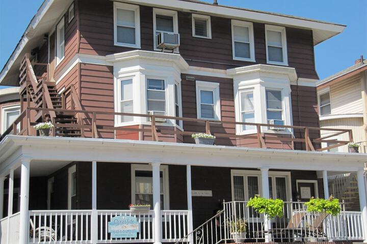 Carisbrooke Inn