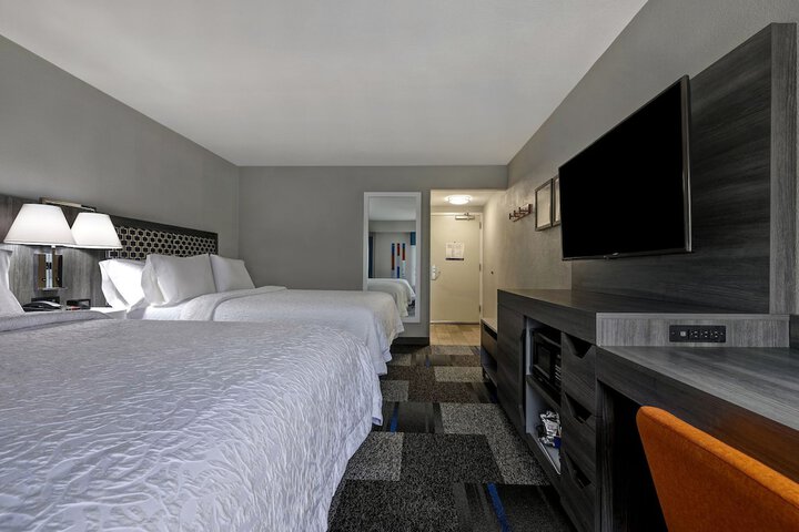 Room 16 of 42