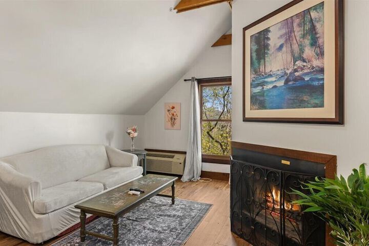 Laurel Valley Mountain Retreat