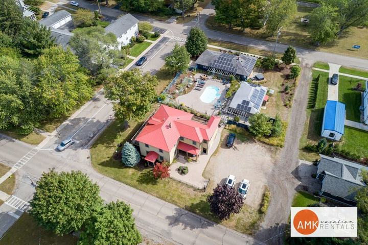 Lake Life Getaway - Condo Near Downtown