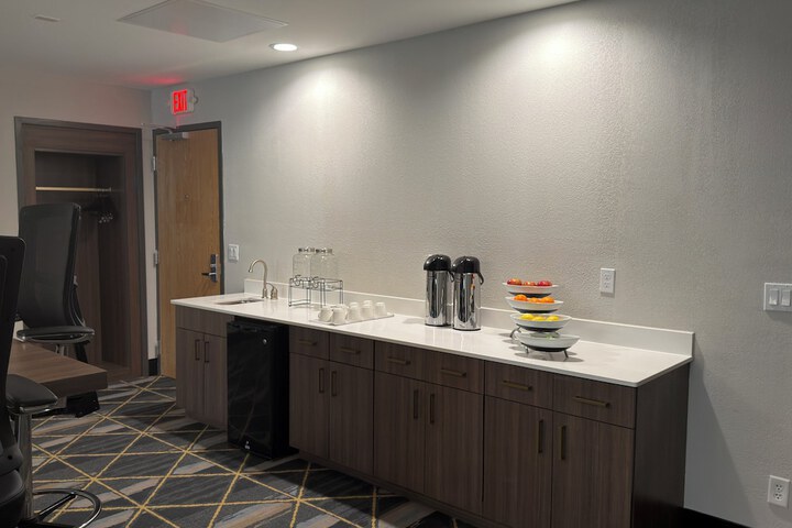 Holiday Inn Midland by IHG