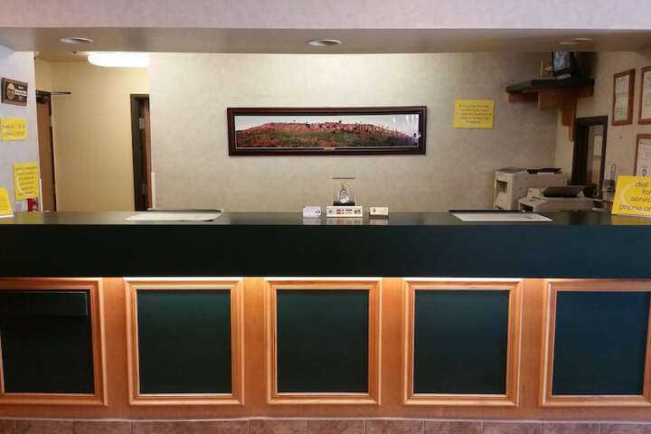 Super 8 by Wyndham Wheeling WV