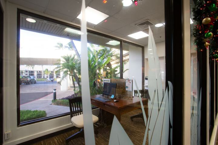 Business Center 59 of 62