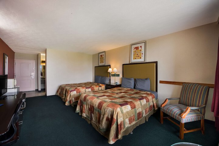 Travelodge by Wyndham Oakley
