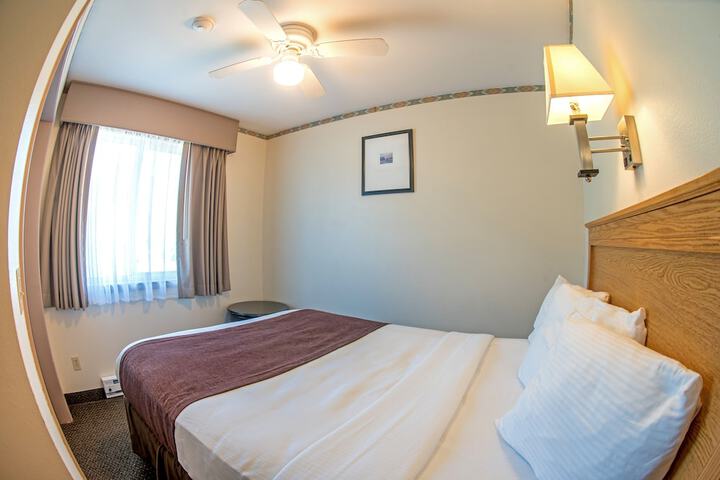 Room 17 of 54